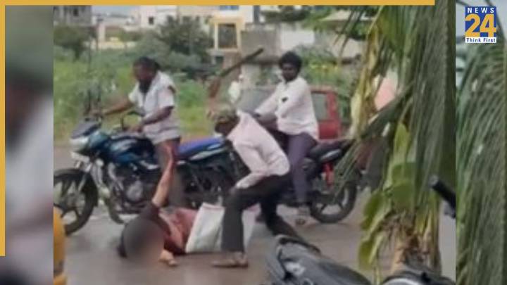 60-Year-Old Man Attacks Wife with Machete on Busy Road in Karnataka