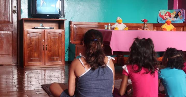Embarazo, pobreza y violencia, las causas de los matrimonios infantiles en Ecuador