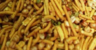 Bombay mix eater realises simple mistake they've been making