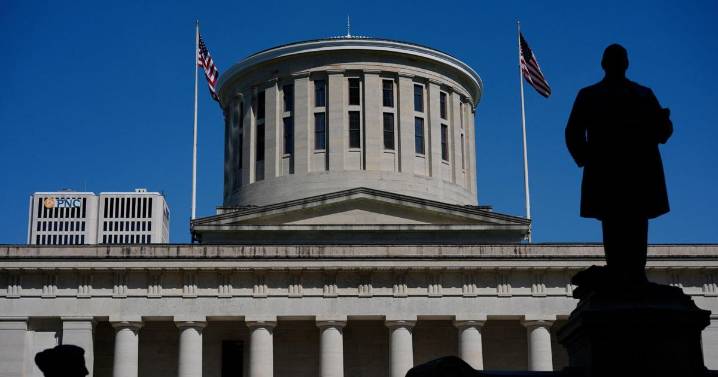 Ohio panel moves forward with congressional redistricting plans