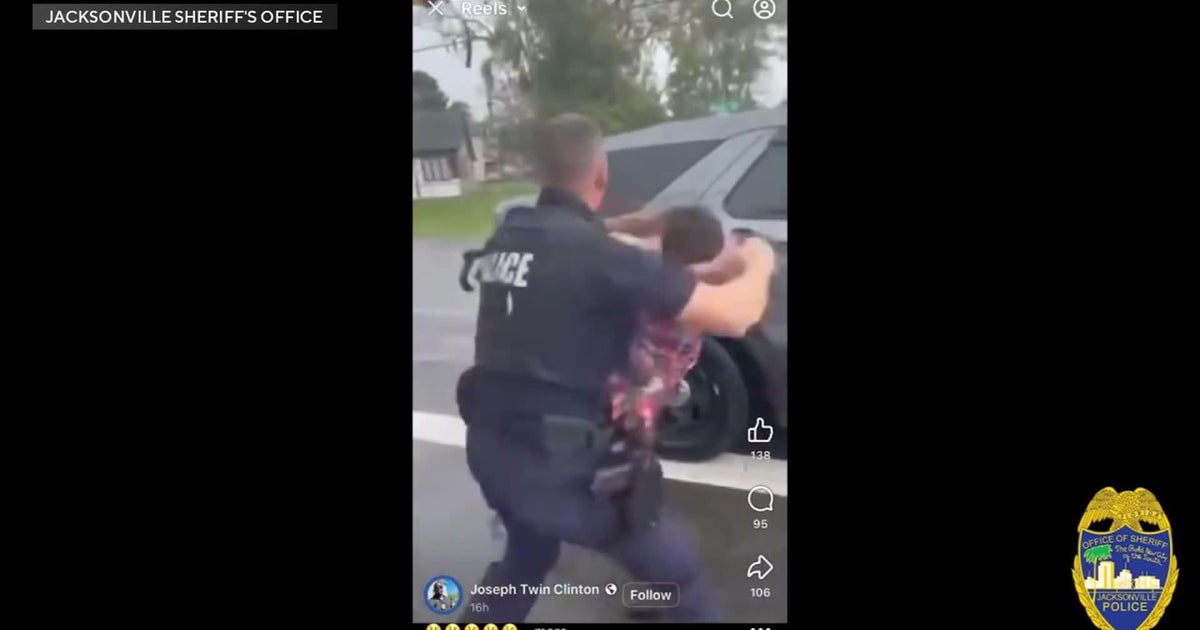 Video shows Florida mom's arrest outside daughter's school after struggle with officer