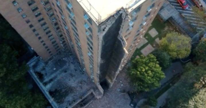 Una explosión de gas provoca el derrumbe parcial de un edificio de viviendas en Nueva York