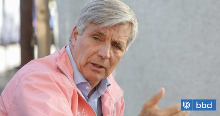 Mayne-Nicholls plantea que detener migrantes irregulares que llegan por necesidad sería abuso de poder