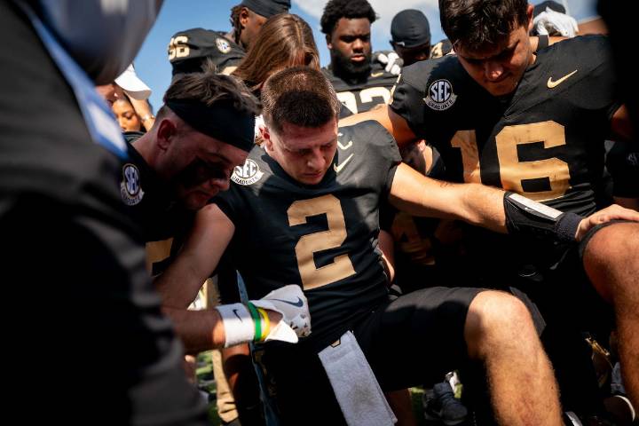 ESPN Reporter Clears Diego Pavia’s Image Amid Rising Tension at Vanderbilt ESPN reporter Marty Smith defends Diego Pavia, highlighting his leadership and humility as tensions rise at Vanderbilt. Ameek