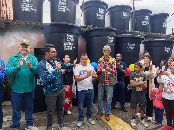 Comuna San José de Guaremal recibió 43 tanques para familias de Las Canales