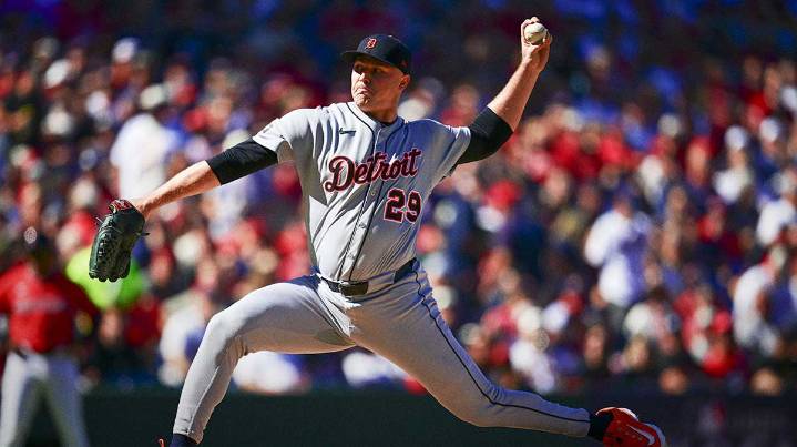 Tarik Skubal sets new MLB postseason record in Game 5 vs. Mariners