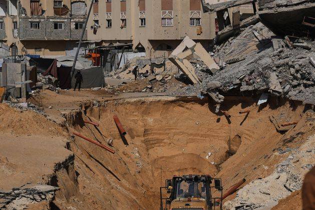 Israel strikes Gaza after it says Hamas attacked across ceasefire line