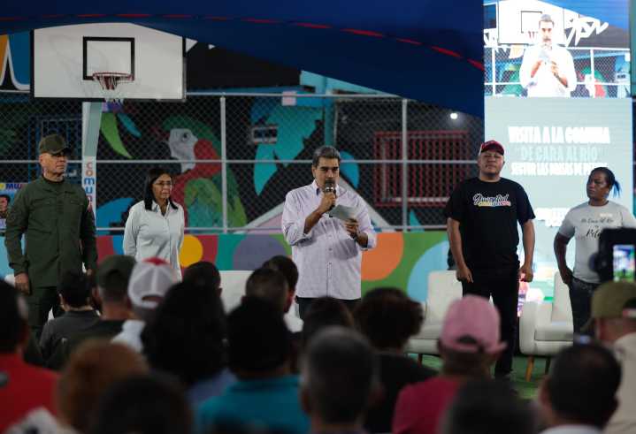 Poder constitucional y FANB al servicio del pueblo en consulta popular