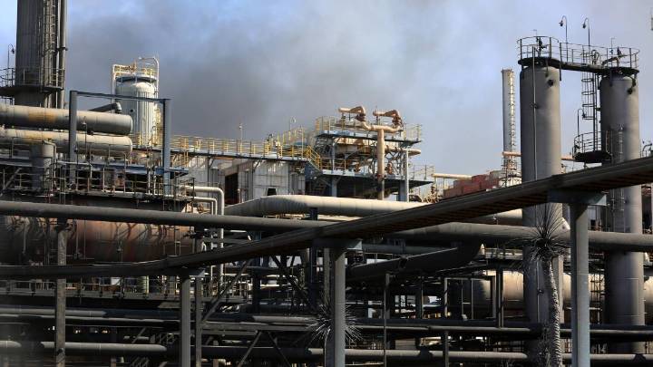 Nuevas sanciones de EE. UU. golpean a dos gigantes petroleros de Rusia: crece la presión sobre Putin por la guerra en Ucrania