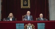 El presidente de la RAE: «Hasta hoy a nadie se le había ocurrido someter el diccionario al capricho gubernamental»