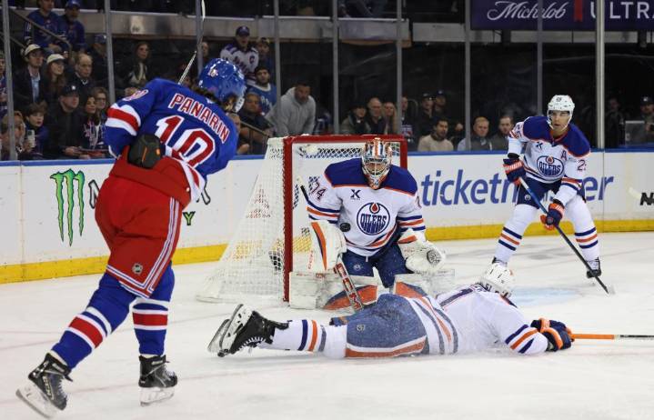 Rangers prospects not standing out for NHL call