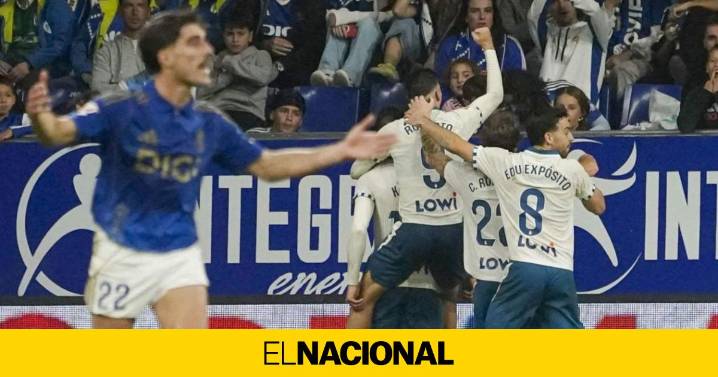 Un Espanyol tenaz se reivindica en Oviedo (0-2) y vuelve a extender las alas en la Liga