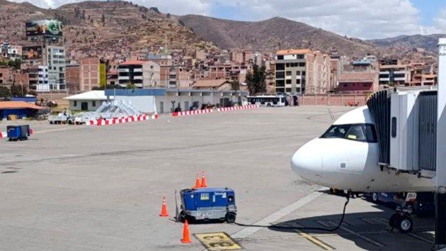Aeropuerto de Cusco suspenderá vuelos por mantenimiento nocturno de su pista de aterrizaje