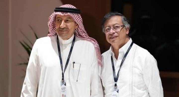 Nueva era diplomática: Petro logra acuerdos clave con Arabia Saudita durante su viaje