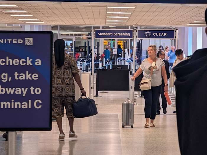 ‘It’s literally a zoo’: Staff describe chaos at Bush Airport amid government shutdown