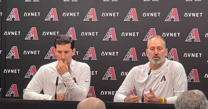 Safe! Diamondbacks bring back Lovullo, reflect on highs and lows of 2025
