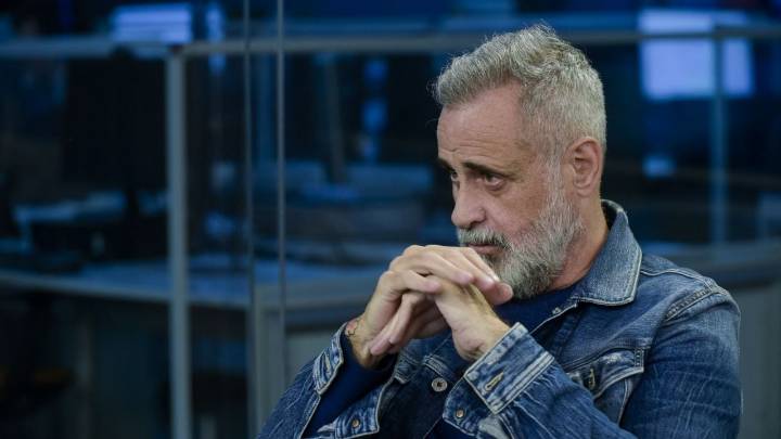 Tras su detención, Morena Rial recibe el primer llamado de su padre, Jorge Rial: qué le dijo