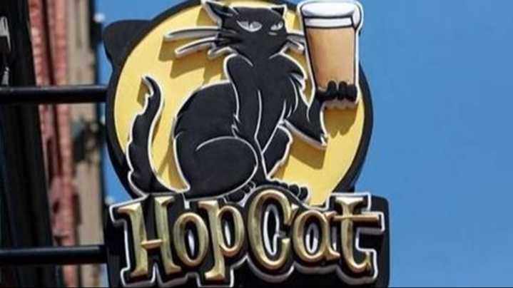 Chicago group buys Hopcat, Stella's Lounge