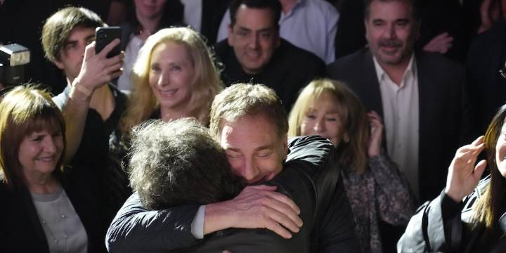 Optimismo en el Gobierno por el fallo que debe definir la reimpresión de boletas y a Santilli como cabeza de lista