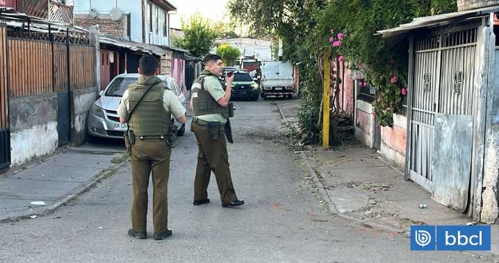 Carabinero dispara contra hombre que intentó agredir a policías con un fierro en Pudahuel
