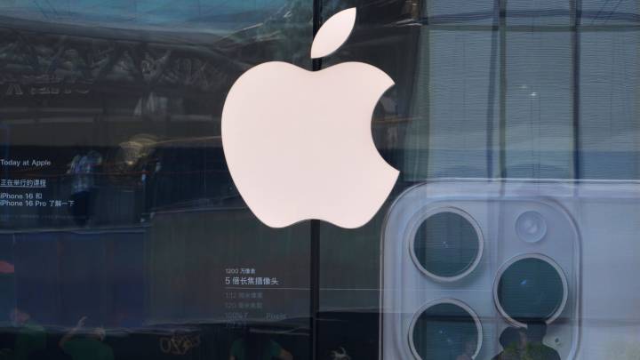 Apple Surges Past Microsoft After iPhone 17 Demand Booms