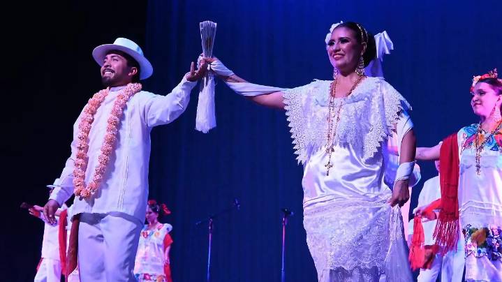 Ballet Folklórico IKAL celebra su primer aniversario en el Teatro de la Ciudad