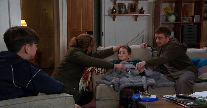 Emmerdale fans 'uncover' worrying reason Moira and Isaac are really unwell