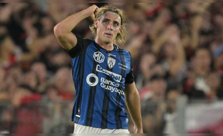 Claudio Spinelli se acerca a Universitario para el 2026