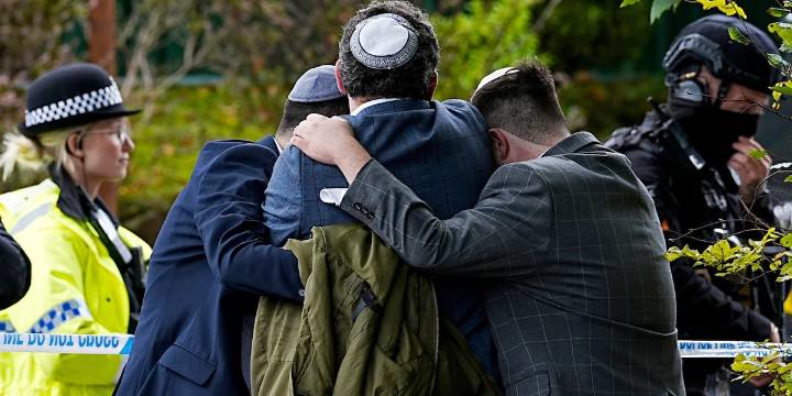 One of 2 victims in Manchester synagogue attack was accidentally shot by police