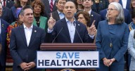 Poll: most Americans wanted insurance tax credits extended