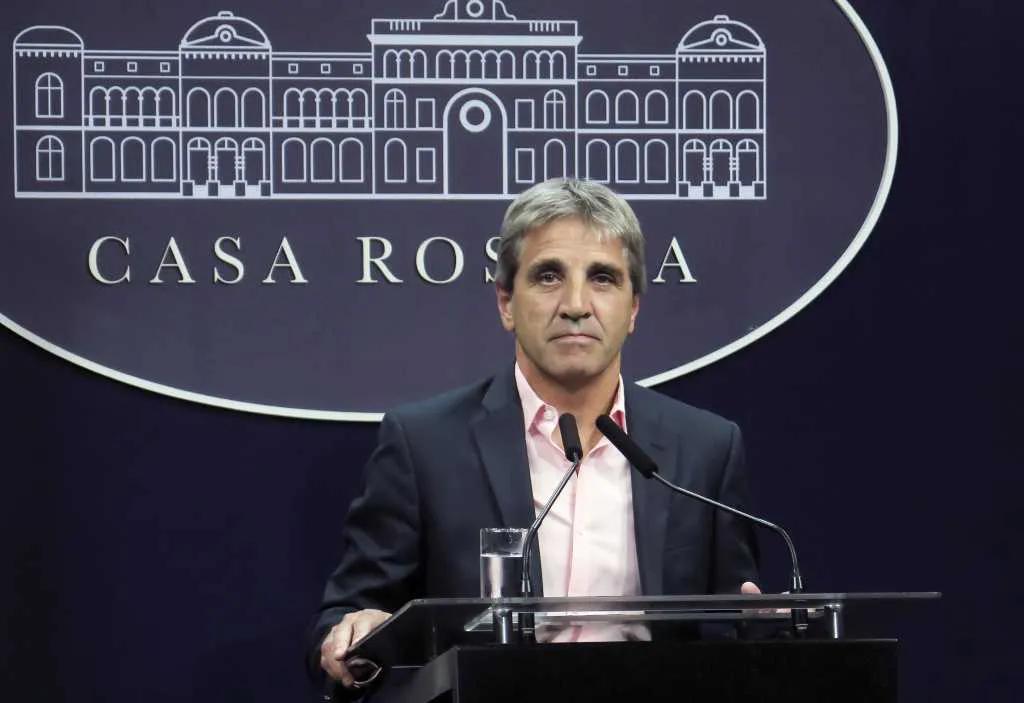 Caputo intentó calmar los mercados tras los dichos de Trump: "Es una interpretación errónea"