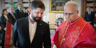 “Alturas de Machu Picchu”: el regalo del presidente de Chile al papa León XIV con un guiño al Perú