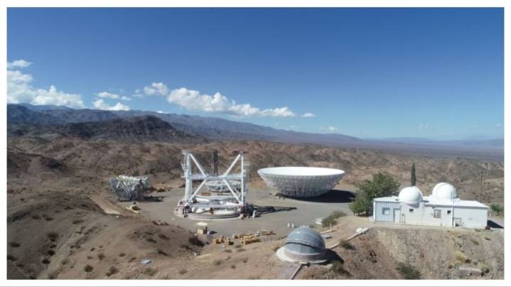Competencia espacial: el gobierno argentino quedó en la mira por "paralizar" un multimillonario proyecto con China