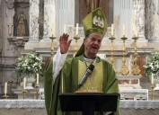Llama arzobispo a incrementar la fe para ser felices
