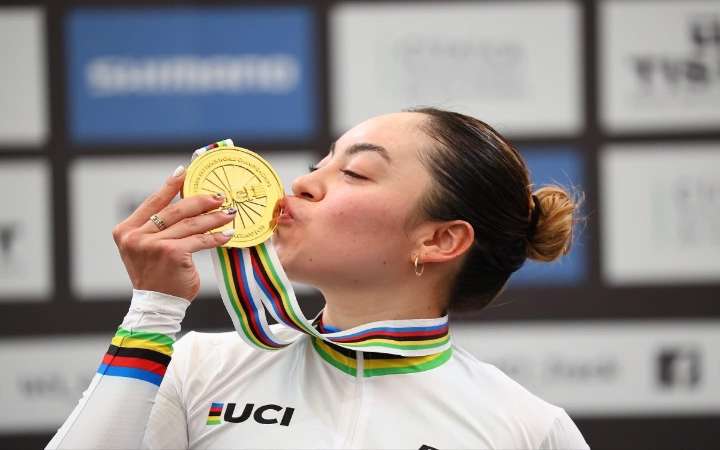 Ciclismo: Yareli Acevedo sorprende a las favoritas en Chile