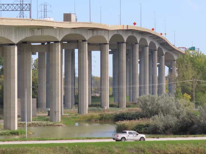 I-75 lanes on Zilwaukee Bridge to reopen early after maintenance completion