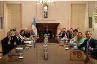 Con Espert en la mira y guiño de Estados Unidos, Javier Milei reúne a su Gabinete