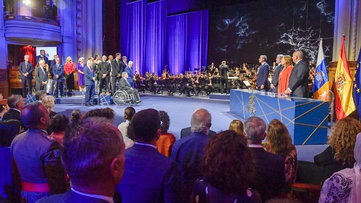 CC quiere que el himno de Canarias se cante con "ocho peñas"