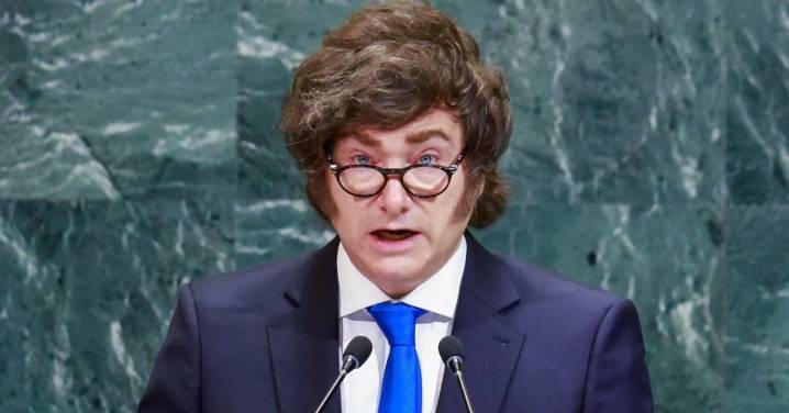 Busca Milei frenar la crisis de La Libertad Avanza en plena campaña para legislativas