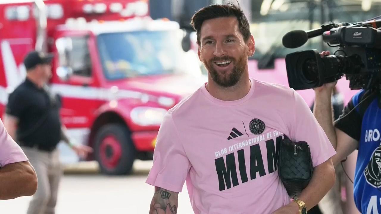 Lionel Messi and Inter Miami agree to contract extension, AP Explains