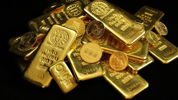 Gold Prices Slip on MCX Ahead of US Inflation Data; Silver Down 1%
