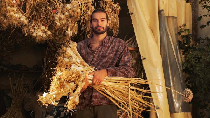 Emilio Medina: bombero forestal, rescatador de semillas y héroe de la huerta