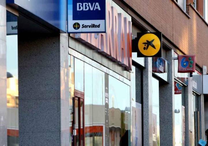 La banca confía en la subida de los ingresos por comisiones para mantener sus resultados récord