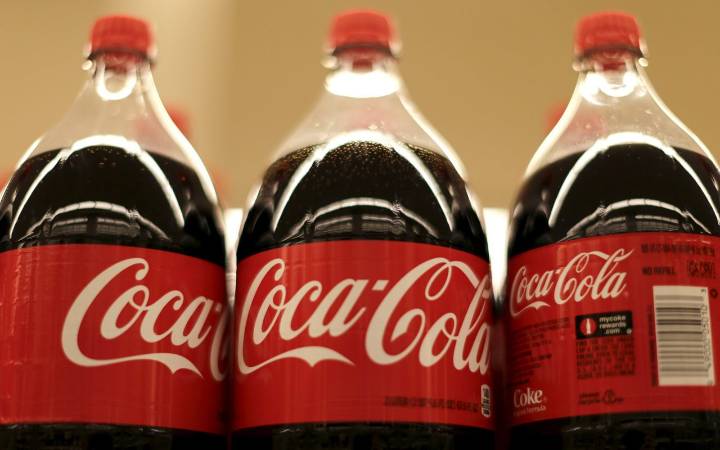 Cámara de Diputados avala alza al precio de refrescos y cigarros