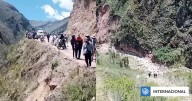 Cayó más de 600 metros: al menos 15 muertos luego que bus desbarrancara en Bolivia