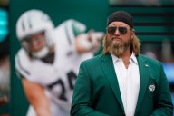 Nick Mangold, beloved former Jets offensive lineman, dies at age 41