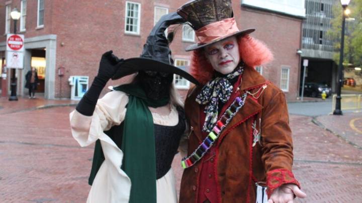 Photos: Costumes, characters in Salem ahead of Halloween 2025