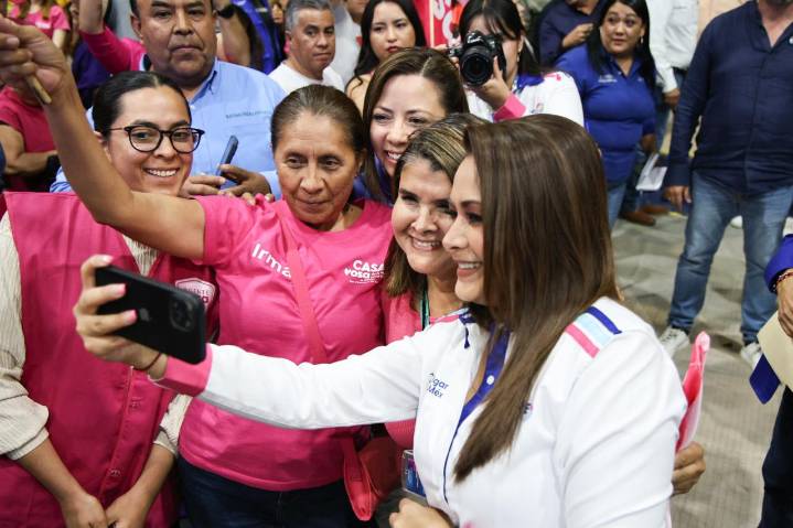 En Calvillo, Tere Jiménez cierra gira de III Informe: “No hay meta...