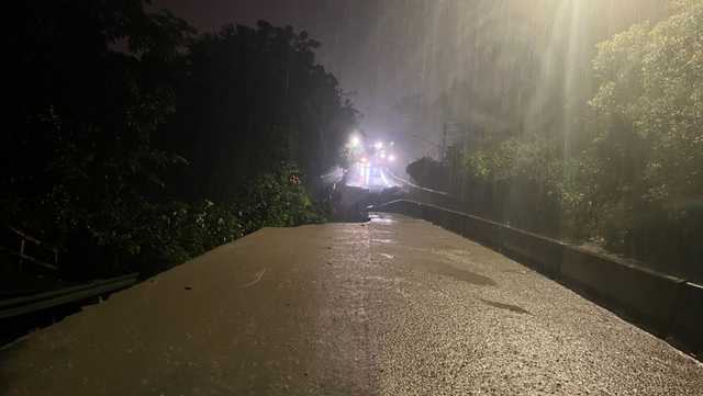 Flash flooding in Lake County prompts road closures