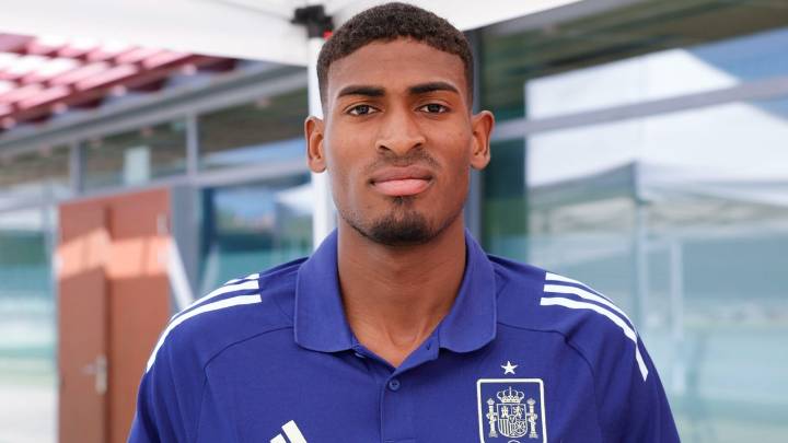 Futbolista español con orígenes colombianos Cristhian Mosquera no descarta ser llamado para la ‘Tricolor: “no le cierro las puertas a nadie”